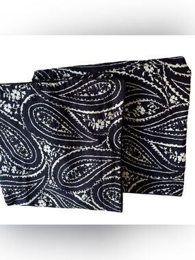 Ralph Lauren Chaps Home EUC Navy & White Cotton Paisley Euro Pillow Sham Set x 2